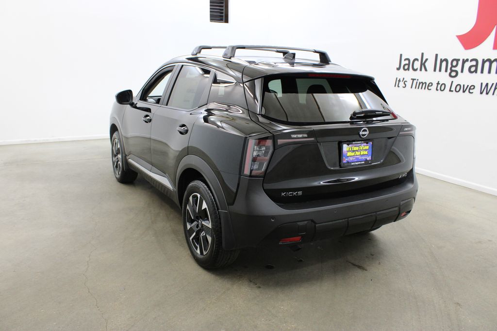 2026 Nissan KICKS SV AWD - Photo 3