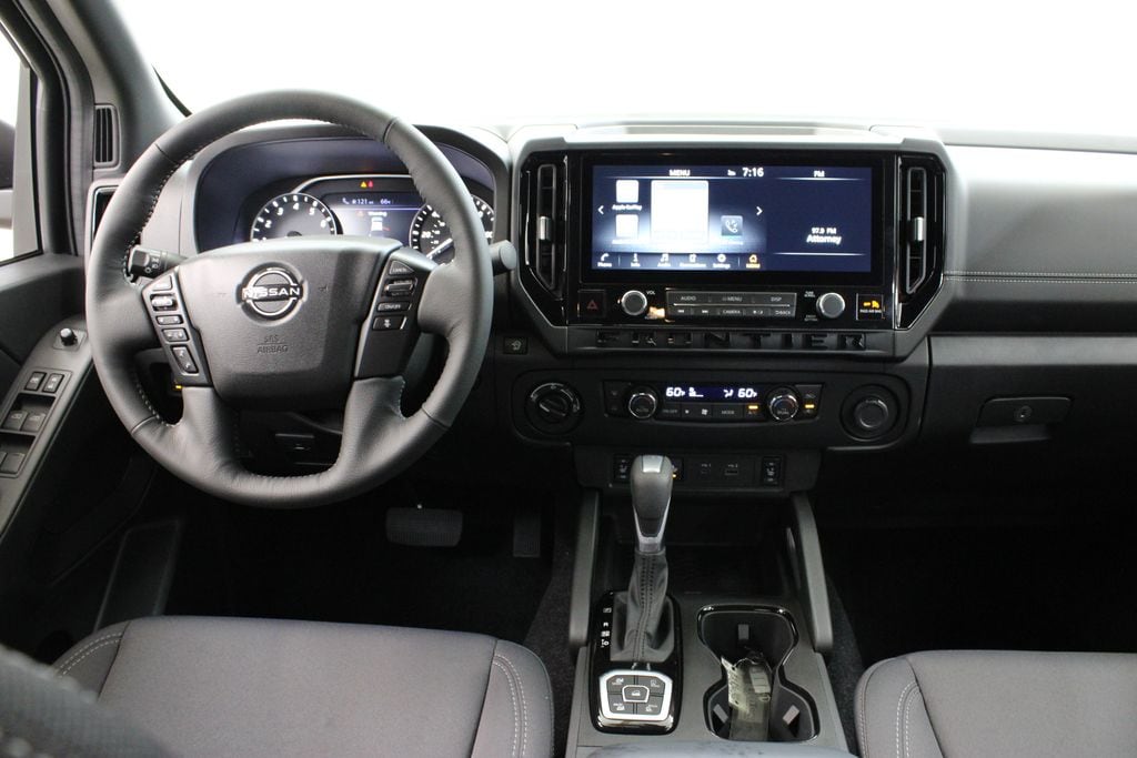 2026 Nissan Frontier SV - Photo 9