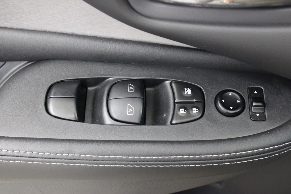 2024 Nissan Murano SV - Photo 16