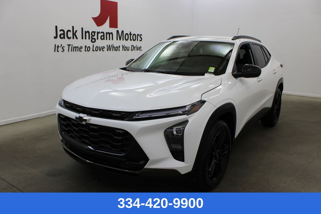 2025 Chevrolet Trax Activ's photo