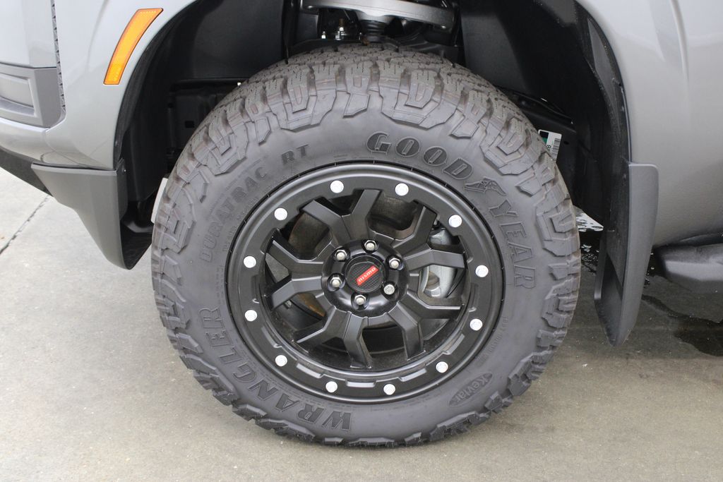 2026 Nissan Frontier SV - Photo 29