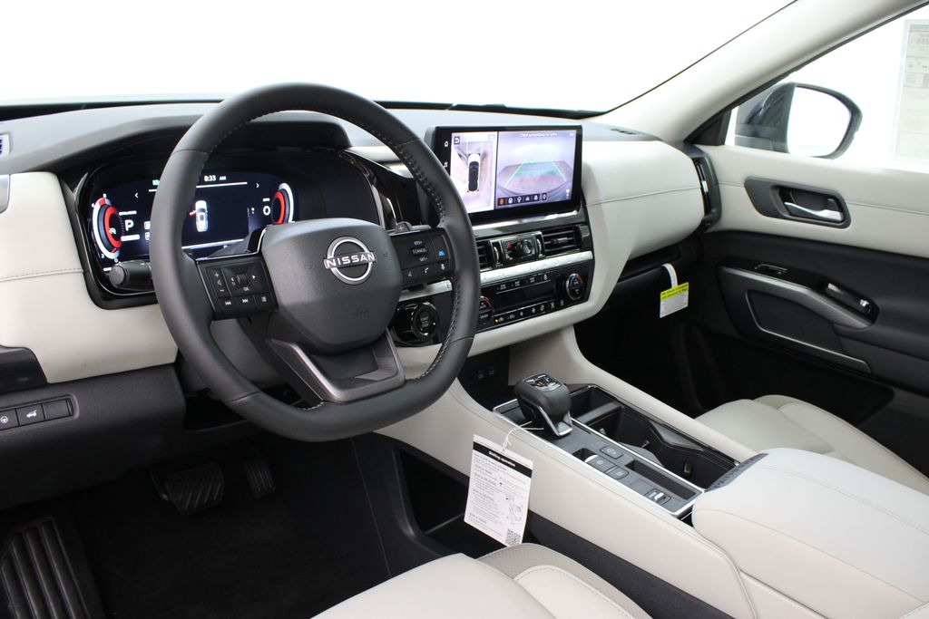 2026 Nissan Pathfinder SL - Photo 14