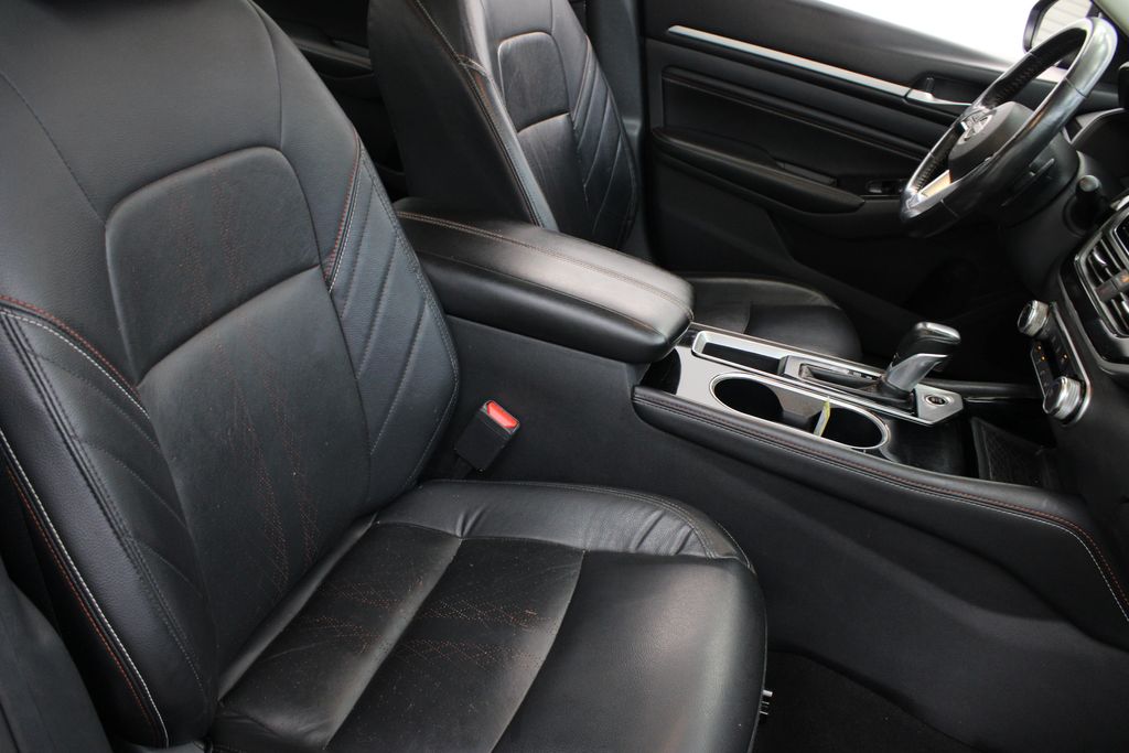 2023 Nissan Altima SR - Photo 24