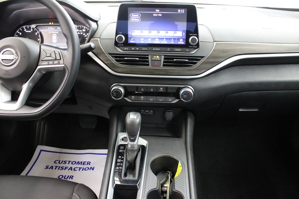 2025 Nissan Altima SV - Photo 21