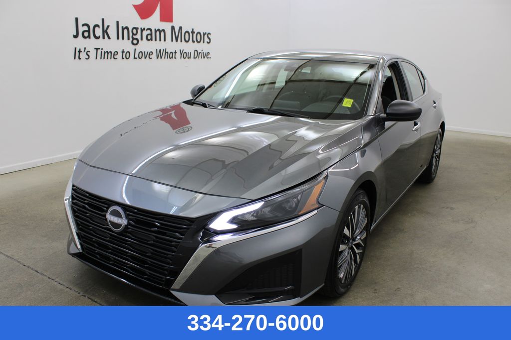 2025 Nissan Altima