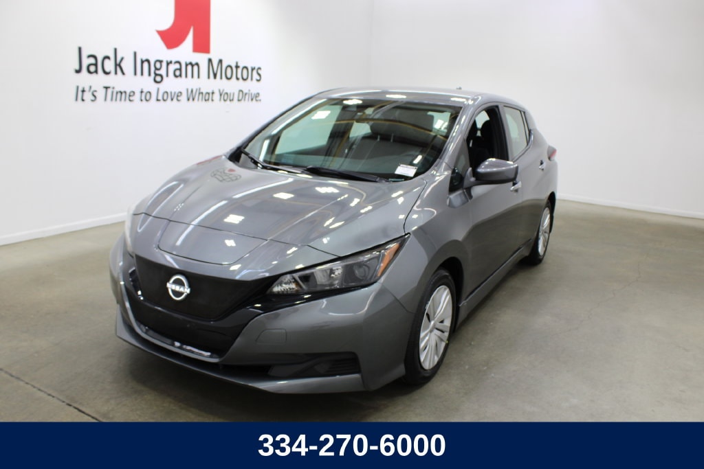 2025 Nissan Leaf