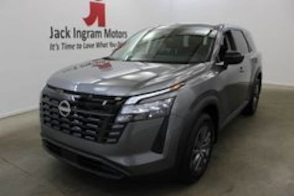 New 2026 Nissan Pathfinder S SUV