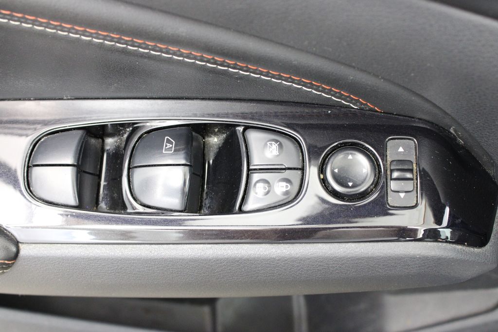 2023 Nissan Altima SR - Photo 18