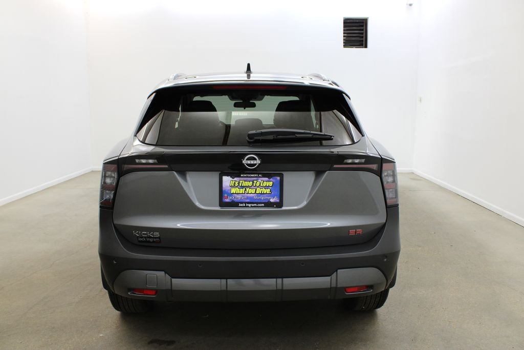 New 2026 Nissan Kicks SR SUV