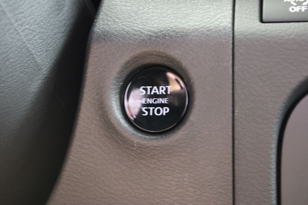 2026 Nissan Frontier PRO-X - Photo 11