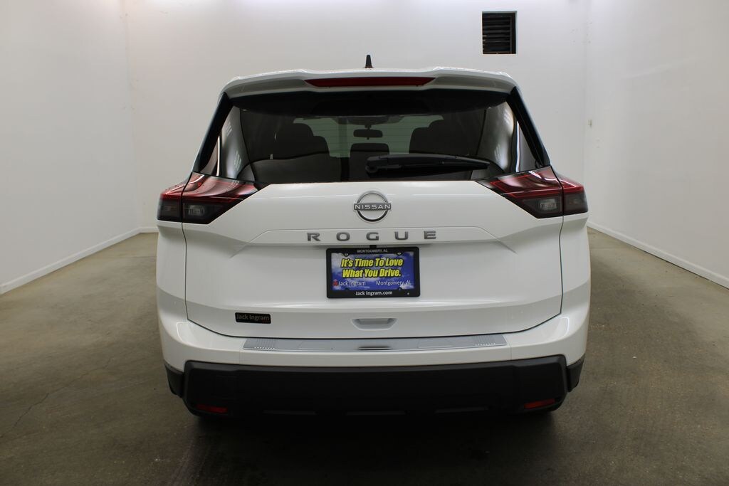 New 2026 Nissan Rogue SV SUV