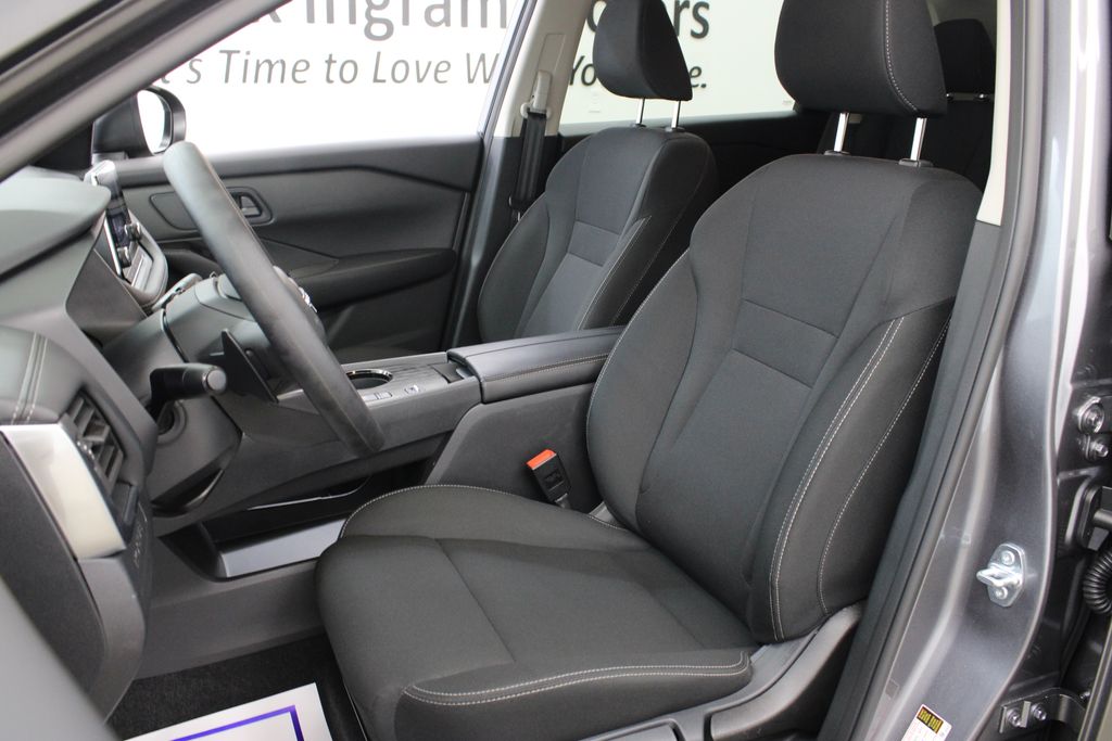 2026 Nissan Rogue S - Photo 14