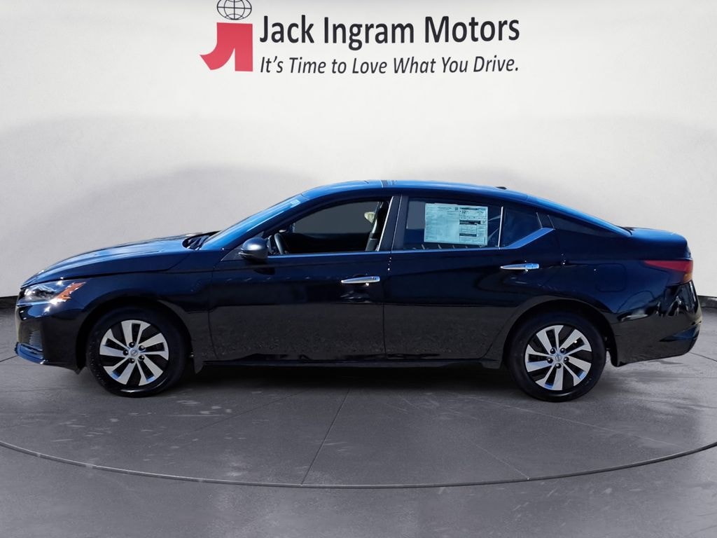 Used 2025 Nissan Altima S Sedan