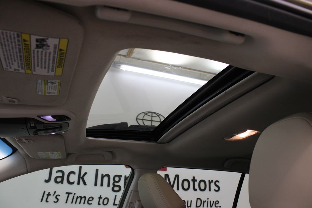 2022 Subaru Outback Limited - Photo 30