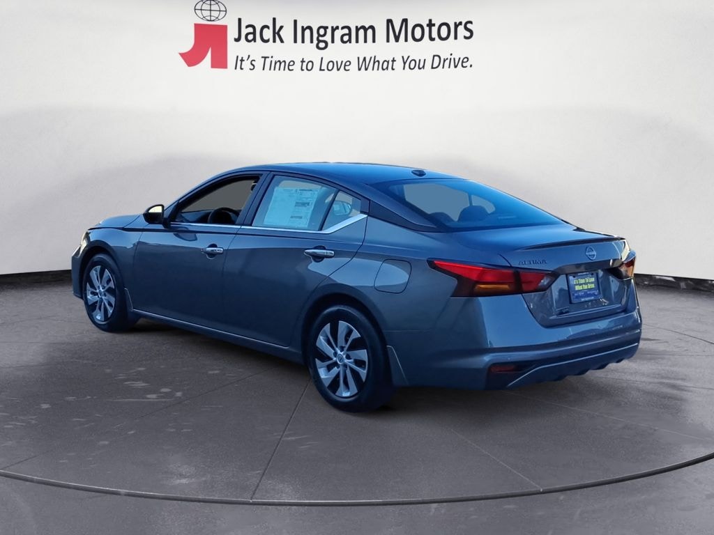 Used 2025 Nissan Altima S Sedan