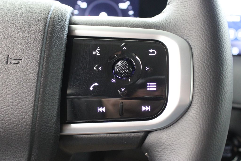 2026 Nissan Armada SV - Photo 26