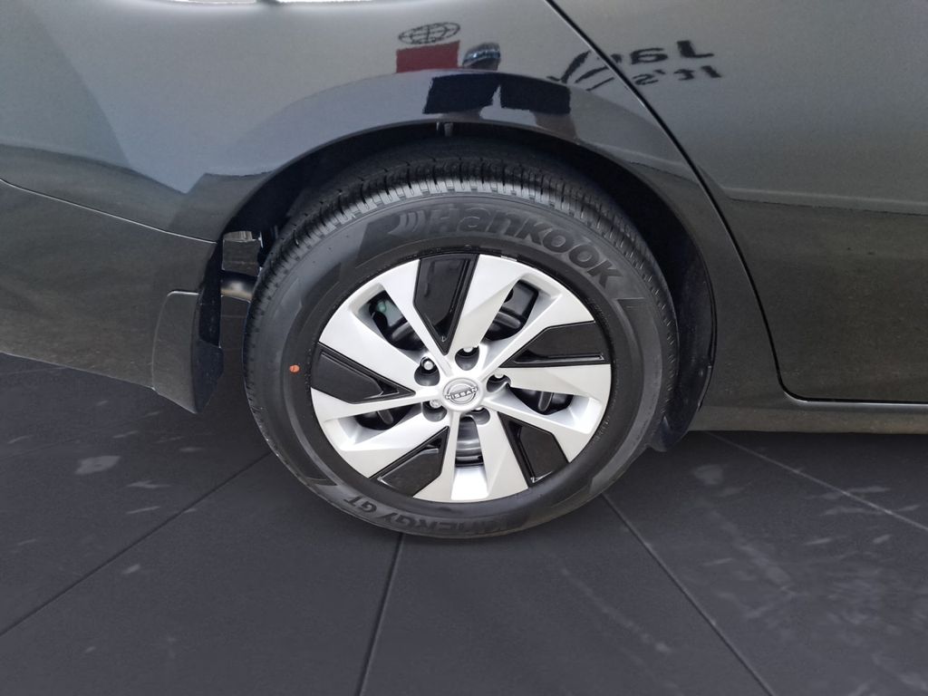 2025 Nissan Altima S - Photo 29