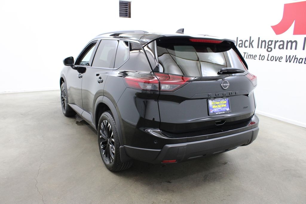 New 2026 Nissan Rogue Dark Armor SUV