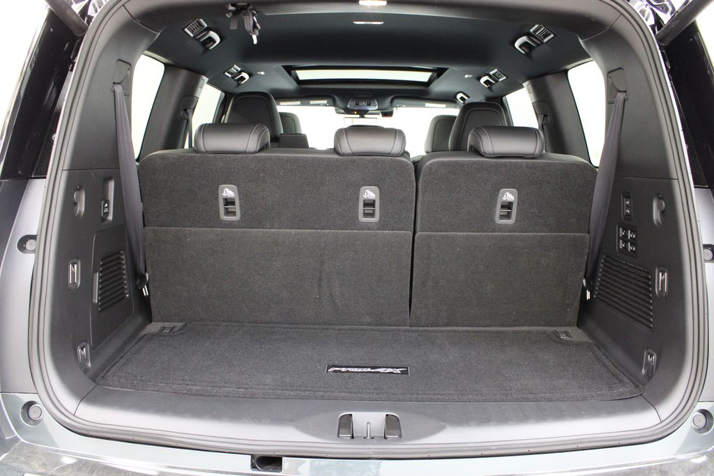 2026 Nissan Armada PRO-4X - Photo 32