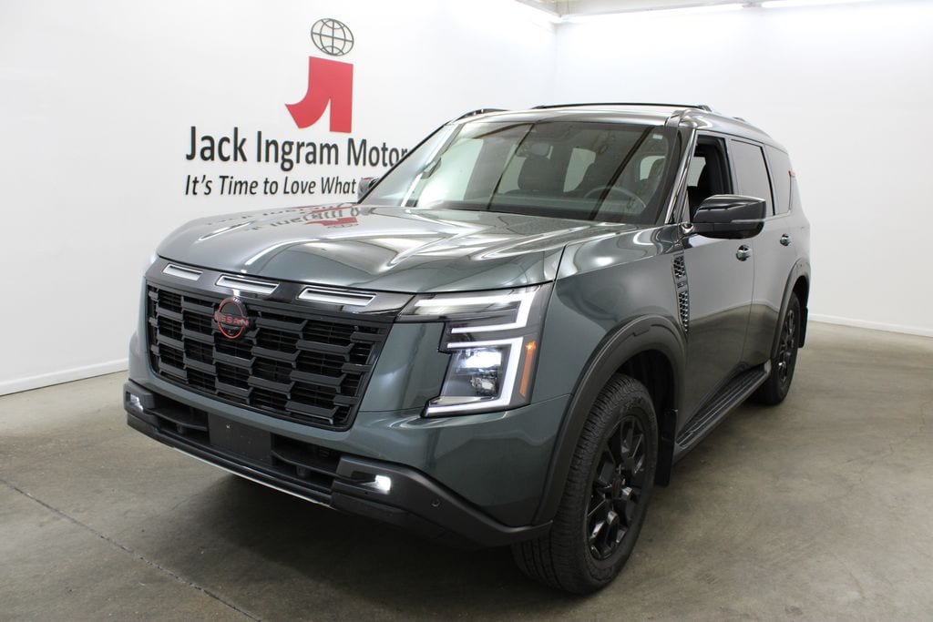 2026 Nissan Armada PRO-4X - Photo 2