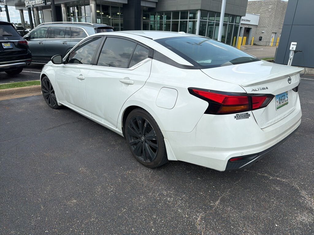 Used 2020 Nissan Altima 2.5 SR Sedan
