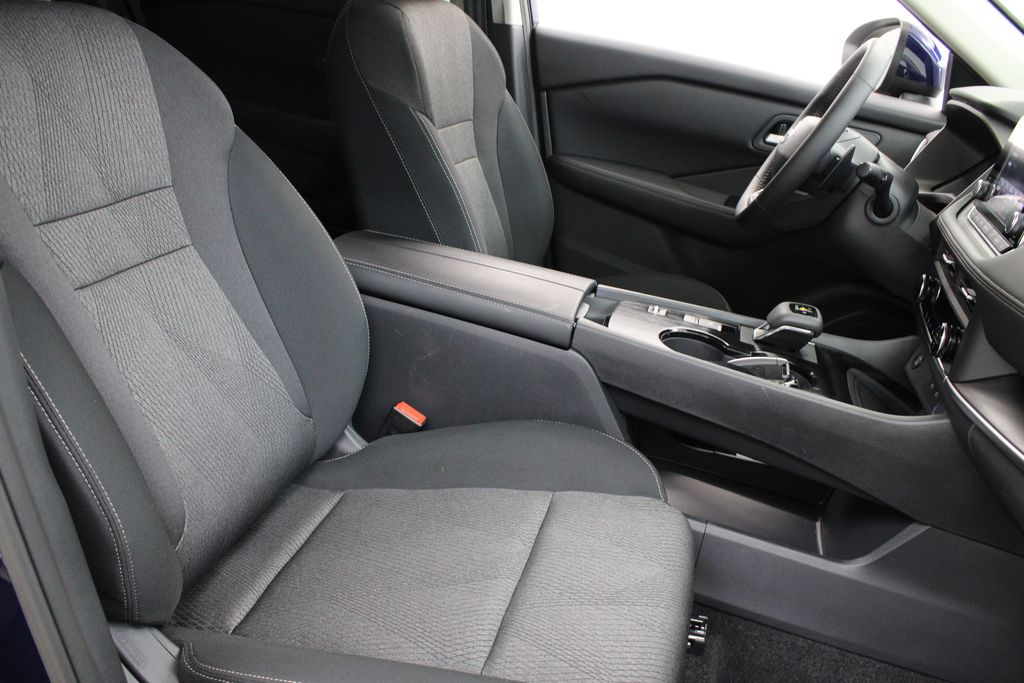 2026 Nissan Rogue SV - Photo 23