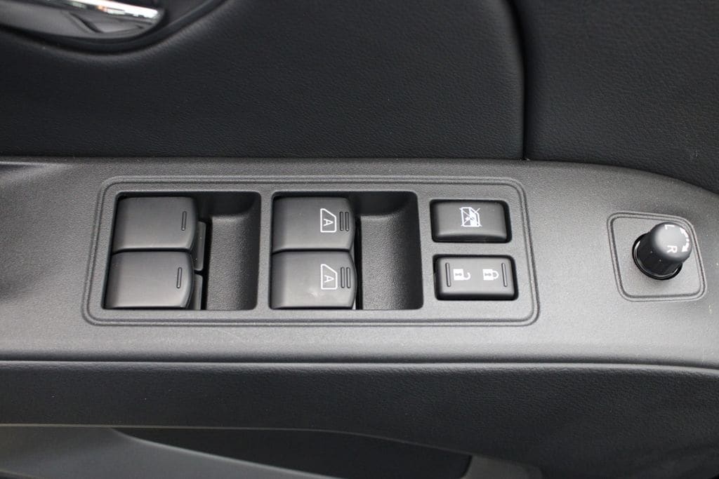 2026 Nissan Frontier SV - Photo 15