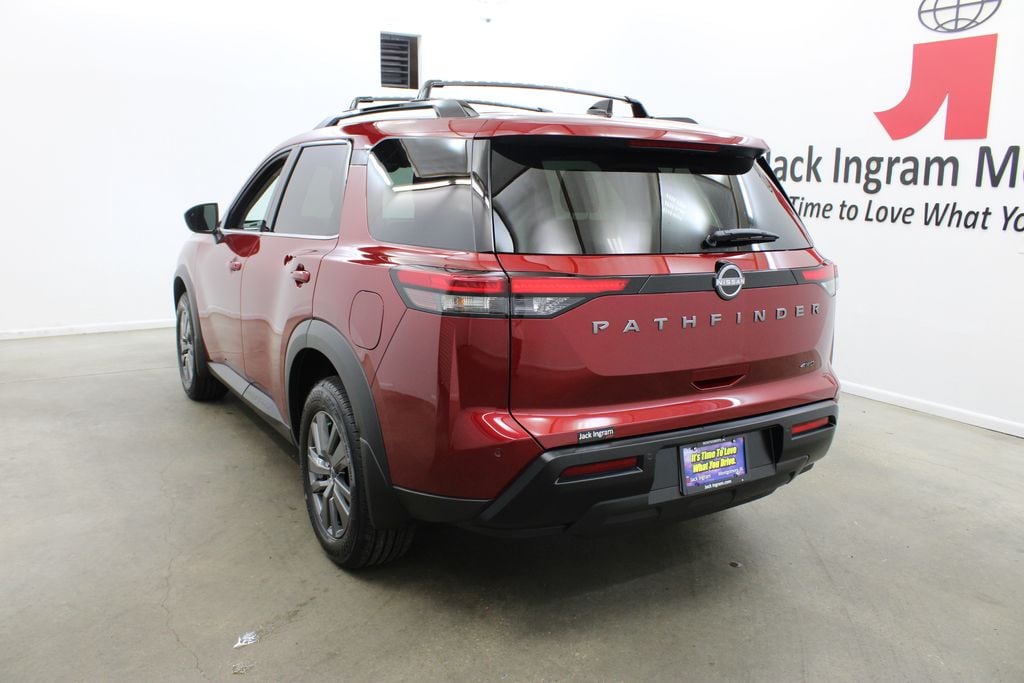 New 2026 Nissan Pathfinder SV SUV