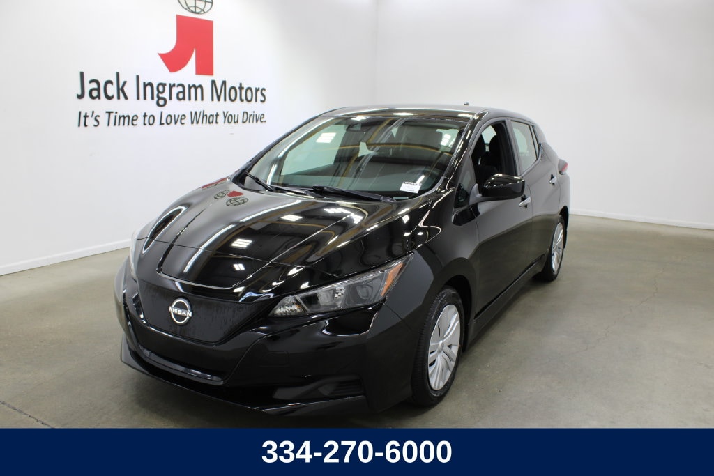 Used 2025 Nissan LEAF S Hatchback