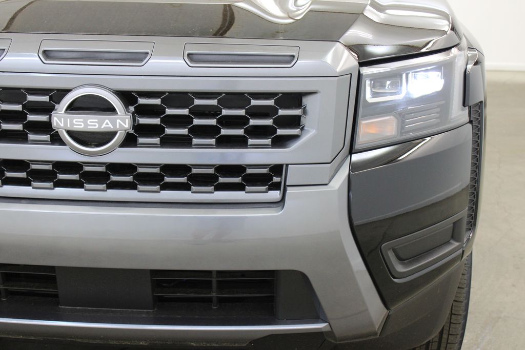 2026 Nissan Frontier SV - Photo 8