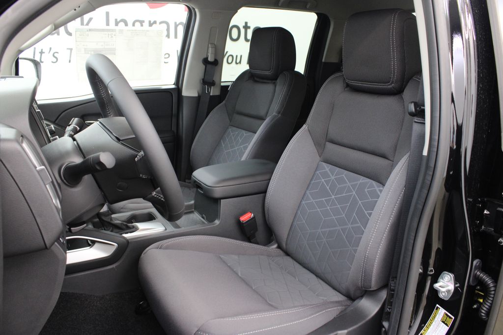 2026 Nissan Frontier SV - Photo 12