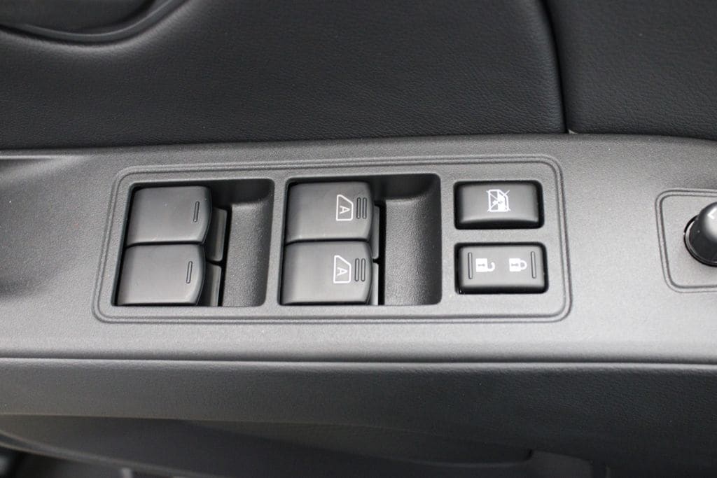 2026 Nissan Frontier SV - Photo 16