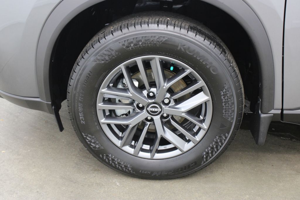 2026 Nissan Rogue S - Photo 26