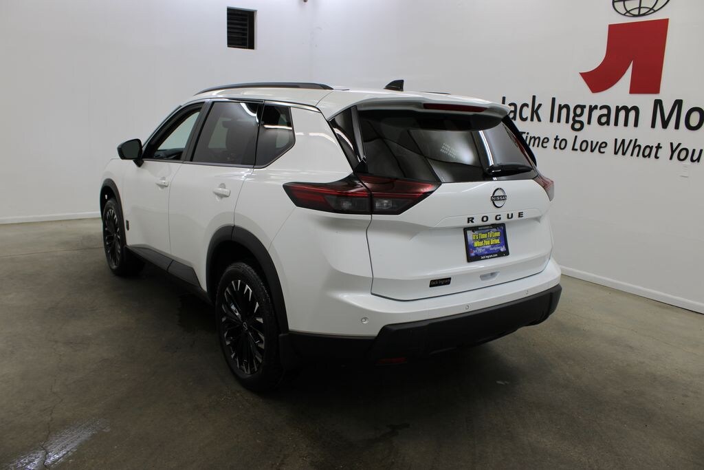 New 2026 Nissan Rogue Dark Armor SUV