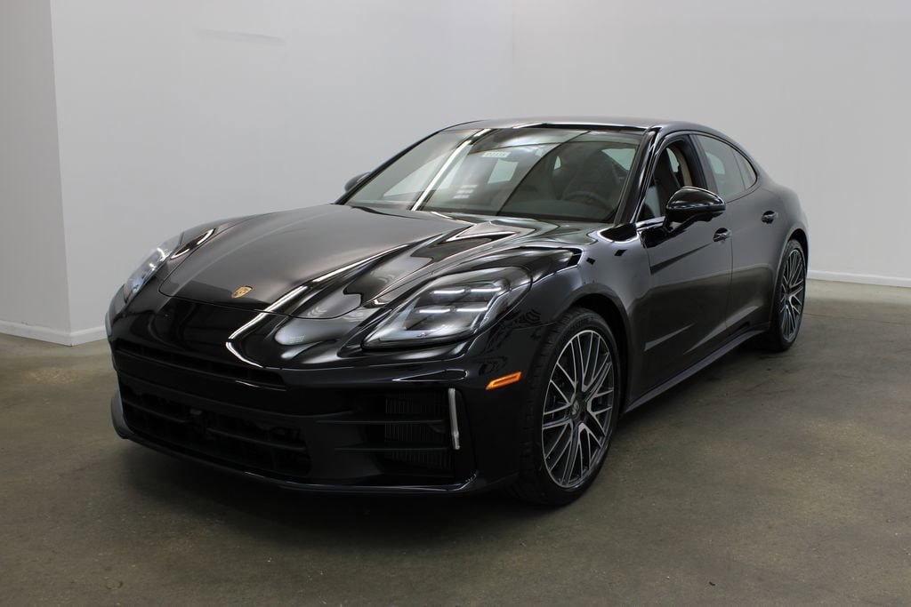 2026 Porsche Panamera Base