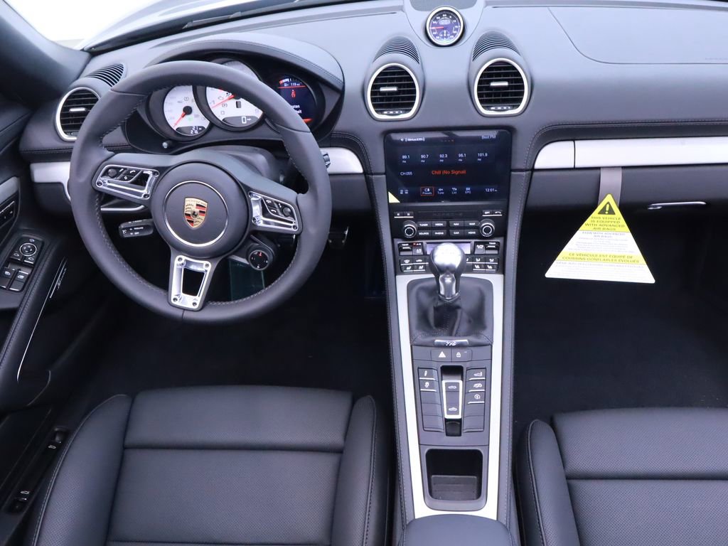 2025 Porsche Boxster GTS 4.0 photo 4