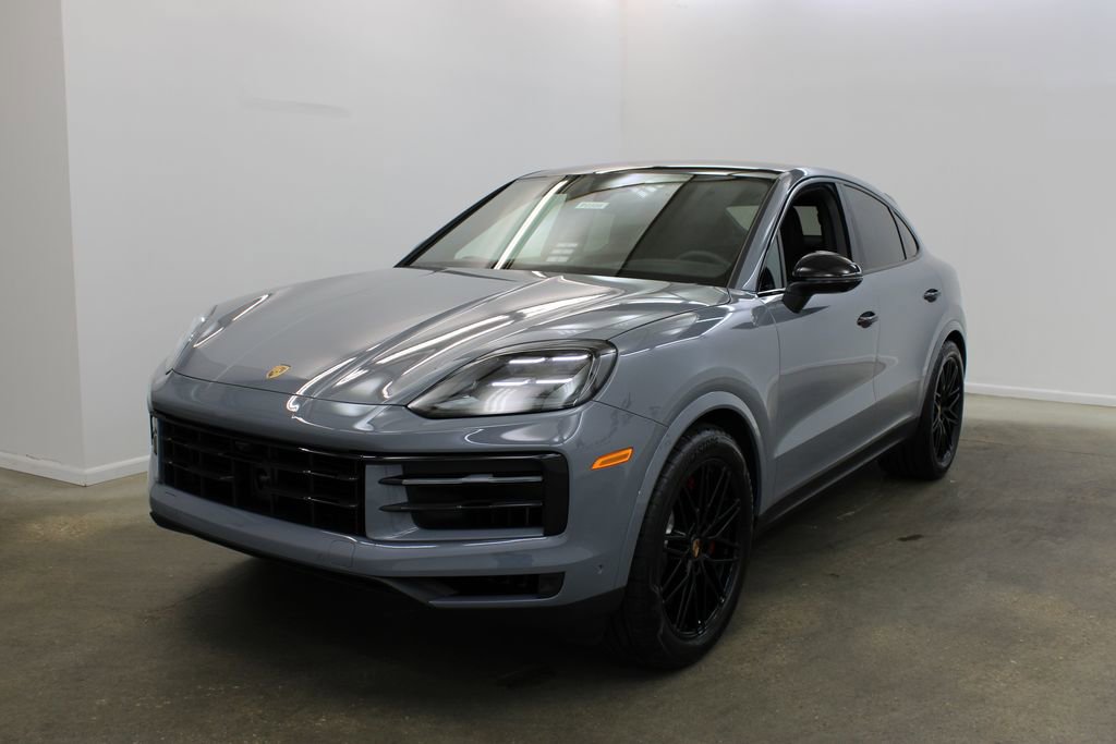 2025 Porsche Cayenne Coupe S photo 2