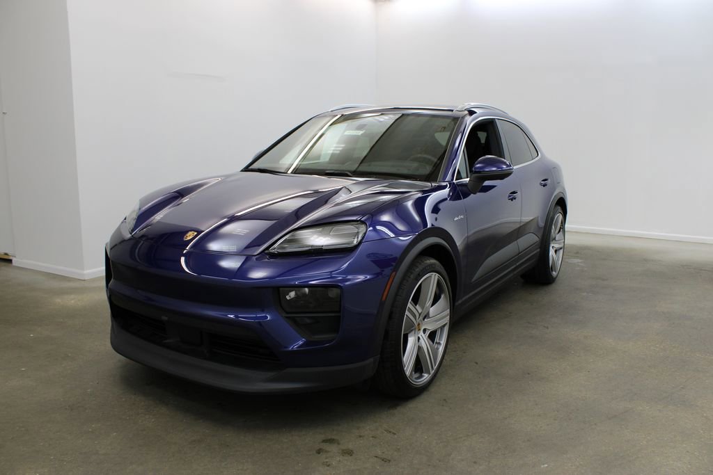 2024 Porsche Macan Electric 4 photo 2