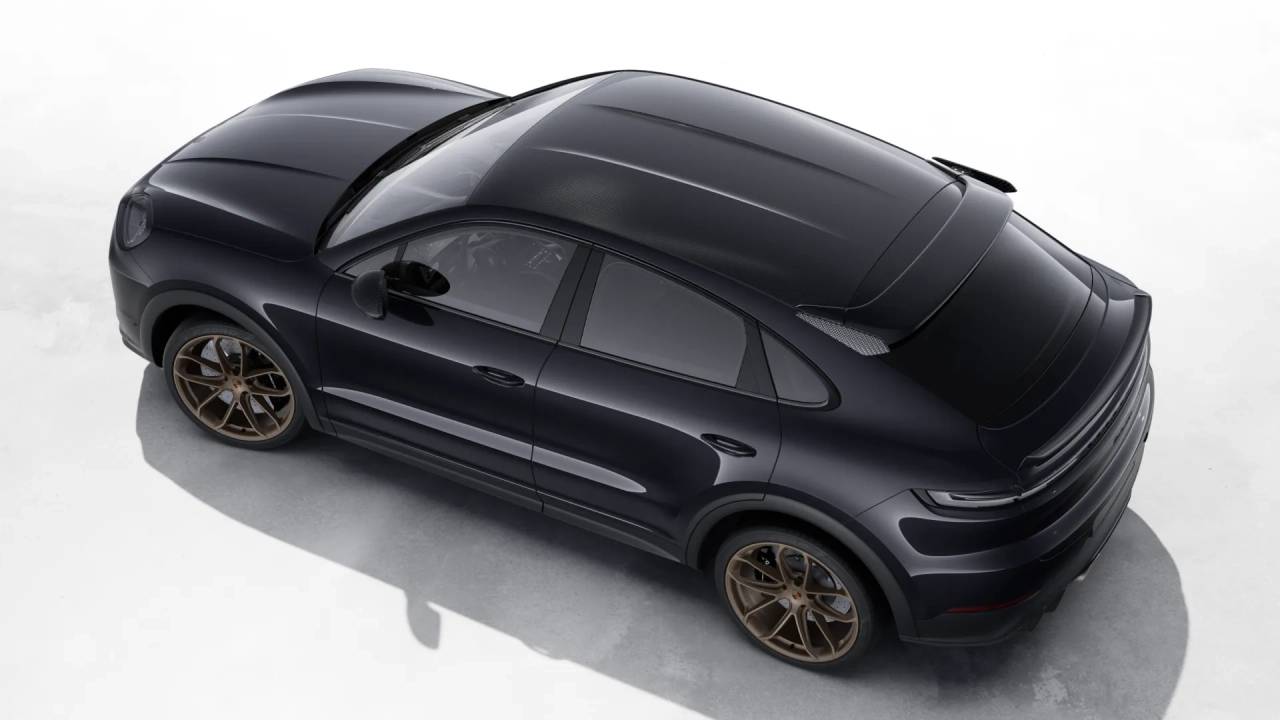 2026 Porsche Cayenne Coupe Turbo GT photo 4