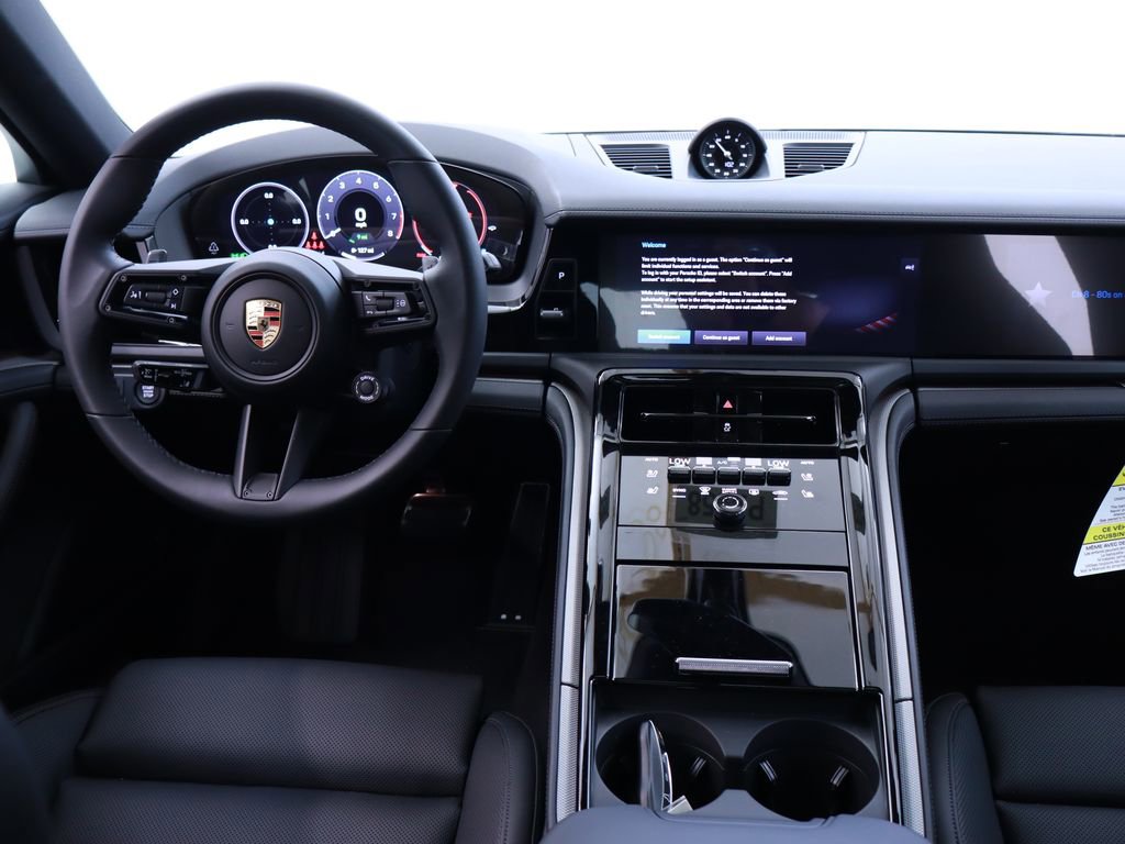2025 Porsche Panamera E-Hybrid 4S photo 4