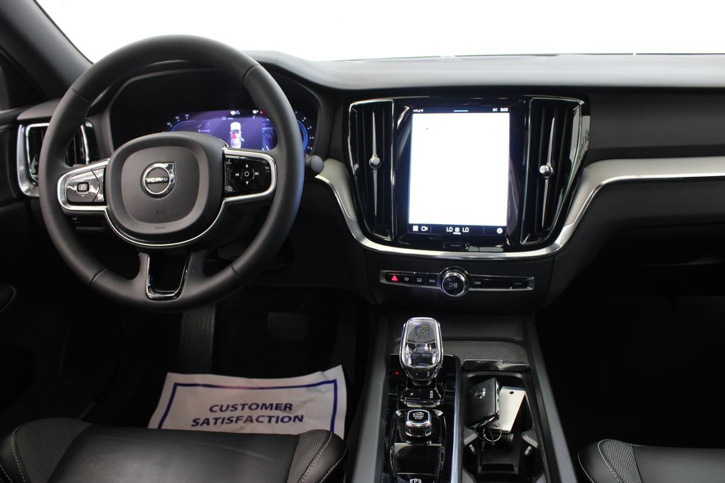 2024 Volvo S60 Plus - Photo 9