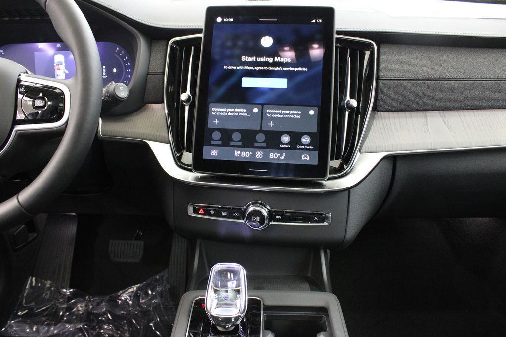 2026 Volvo XC90 Ultra - Photo 24