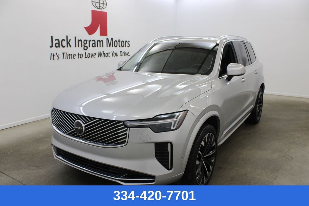 2025 Volvo XC90 B6 Plus Bright 7-Seater 4WD's photo