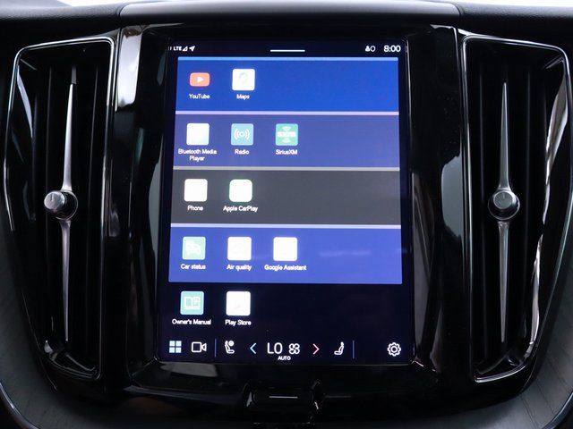 2025 Volvo XC60 Plus - Photo 22