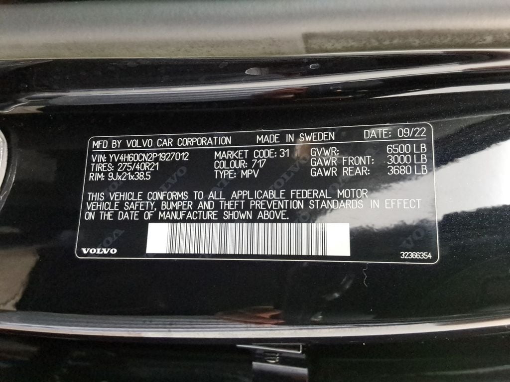2023 Volvo XC90 Plus - Photo 17