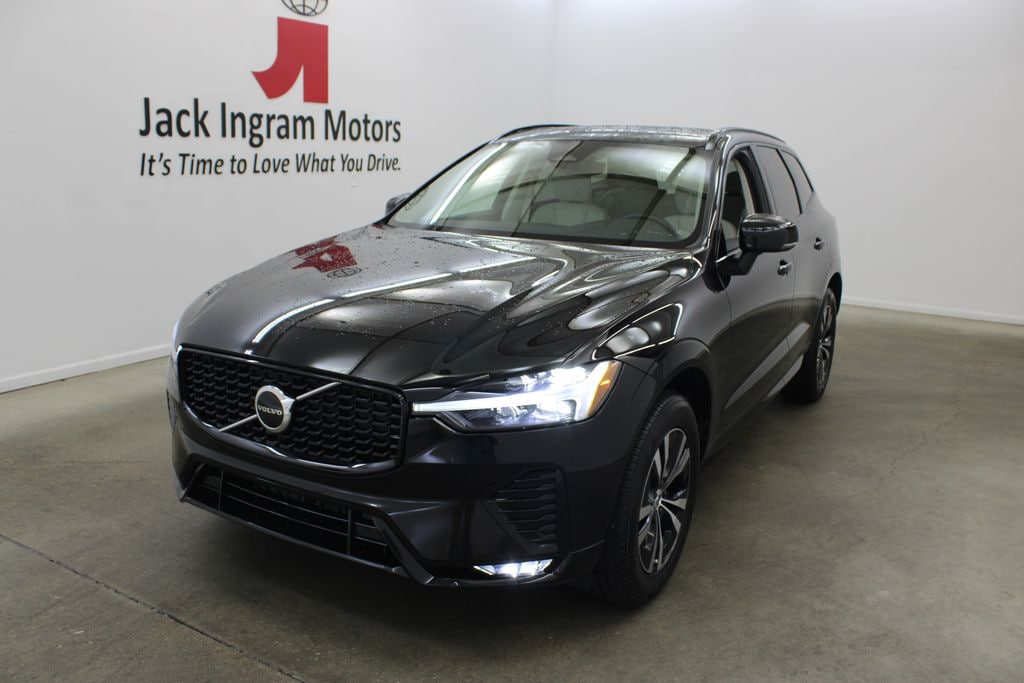 Used 2024 Volvo XC60 B5 Core SUV