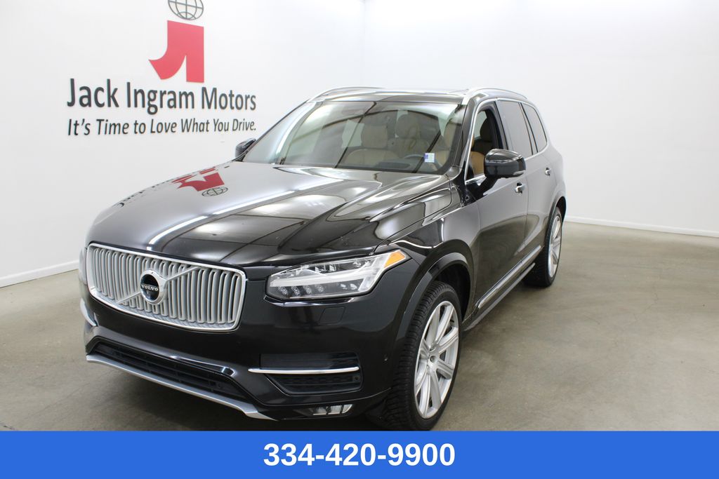 2019 Volvo XC90 SUV 