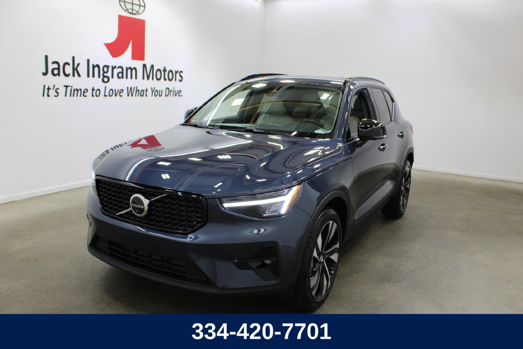  Volvo XC40