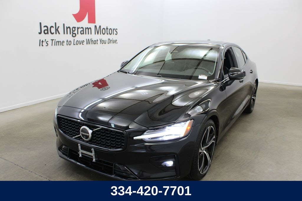 Used 2024 Volvo S60 B5 Plus Dark Theme Sedan