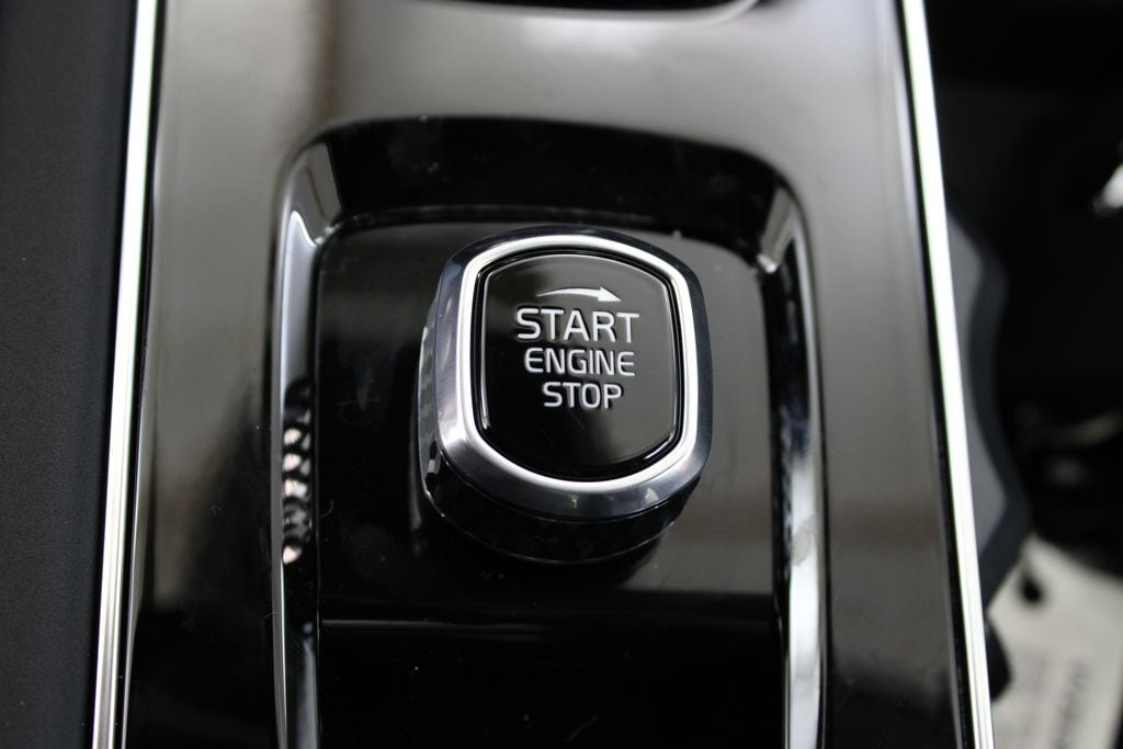 2026 Volvo XC90 Ultra - Photo 11
